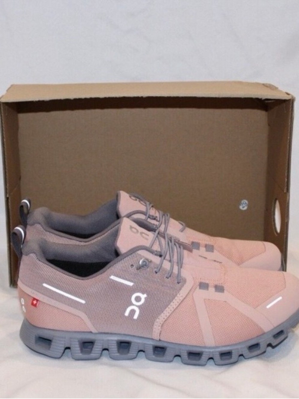 On Running Women’s Cloud Sneakers in Pink and Gray